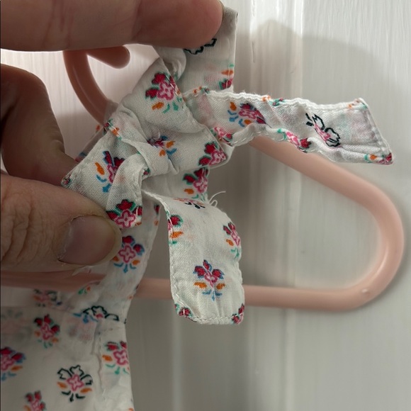 Floral Ruffle Top - Picture 3 of 5